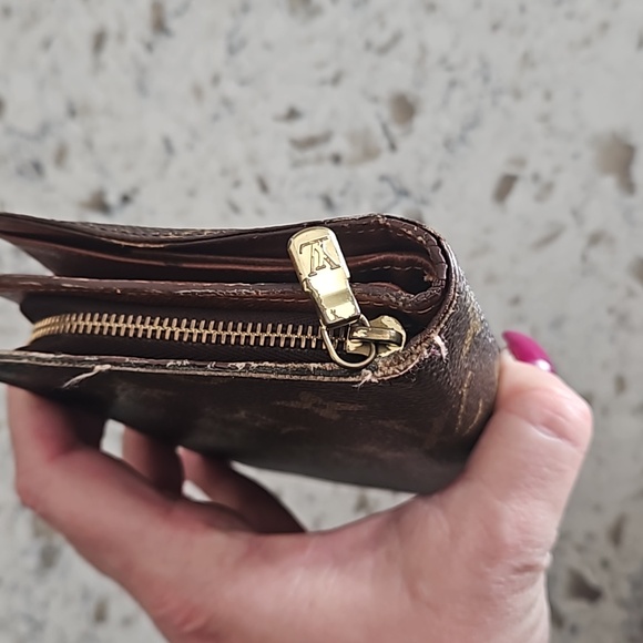 Louis Vuitton Monogram Brown Wallet with Box - Picture 3 of 14